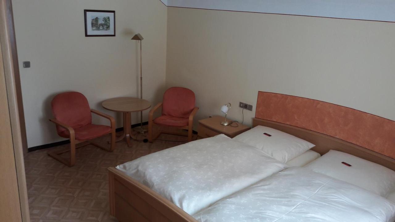 Pension "Zum Schwan" Muhr am See Dış mekan fotoğraf
